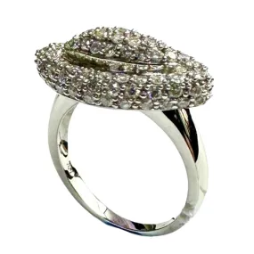 18K White Gold Diamond Lady Ring