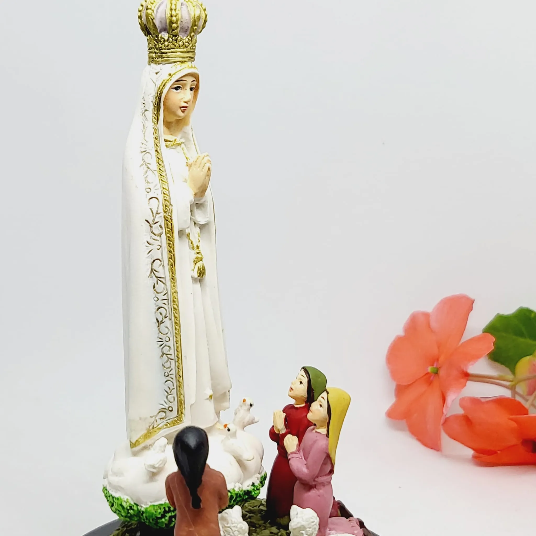 Apparition of Our Lady of Fatima - Statue