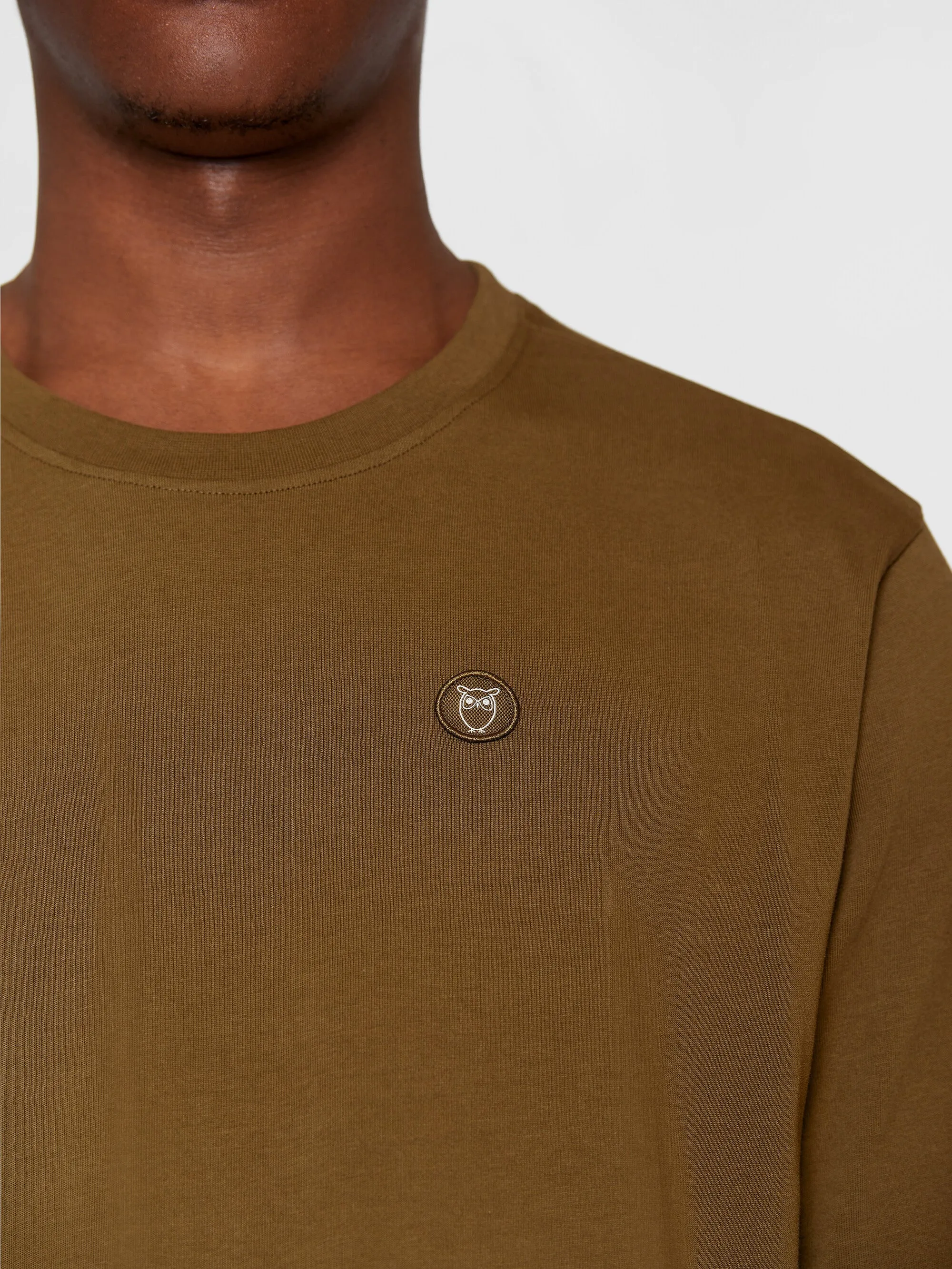 Badge long sleeve - Dark Olive