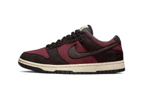 Dunk Low SE Fleece Burgundy Crush