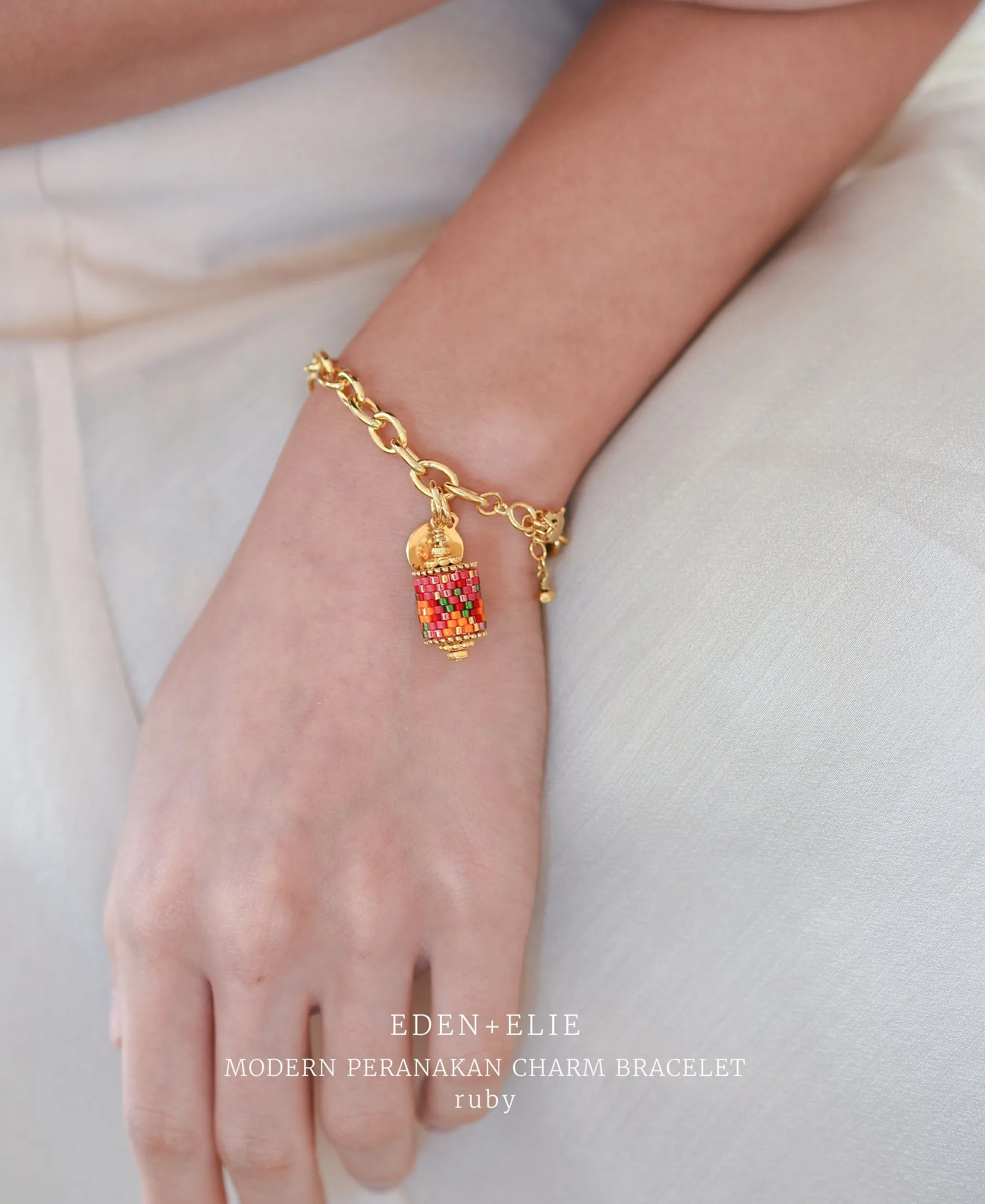 EDEN   ELIE Modern Peranakan gold charm bracelet - cherry blossom