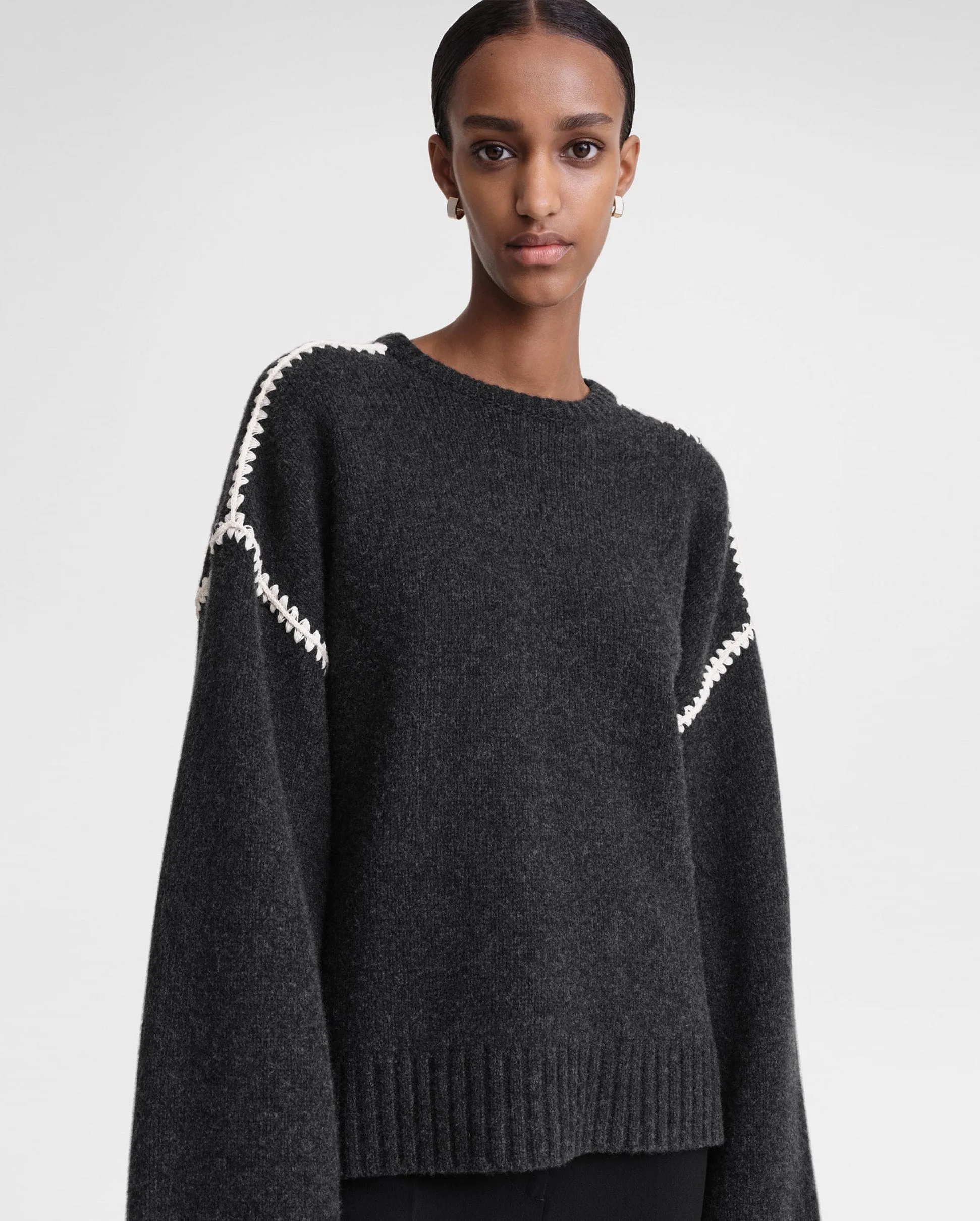 EMBROIDERED WOOL CASHMERE KNIT / GREY MELANGE