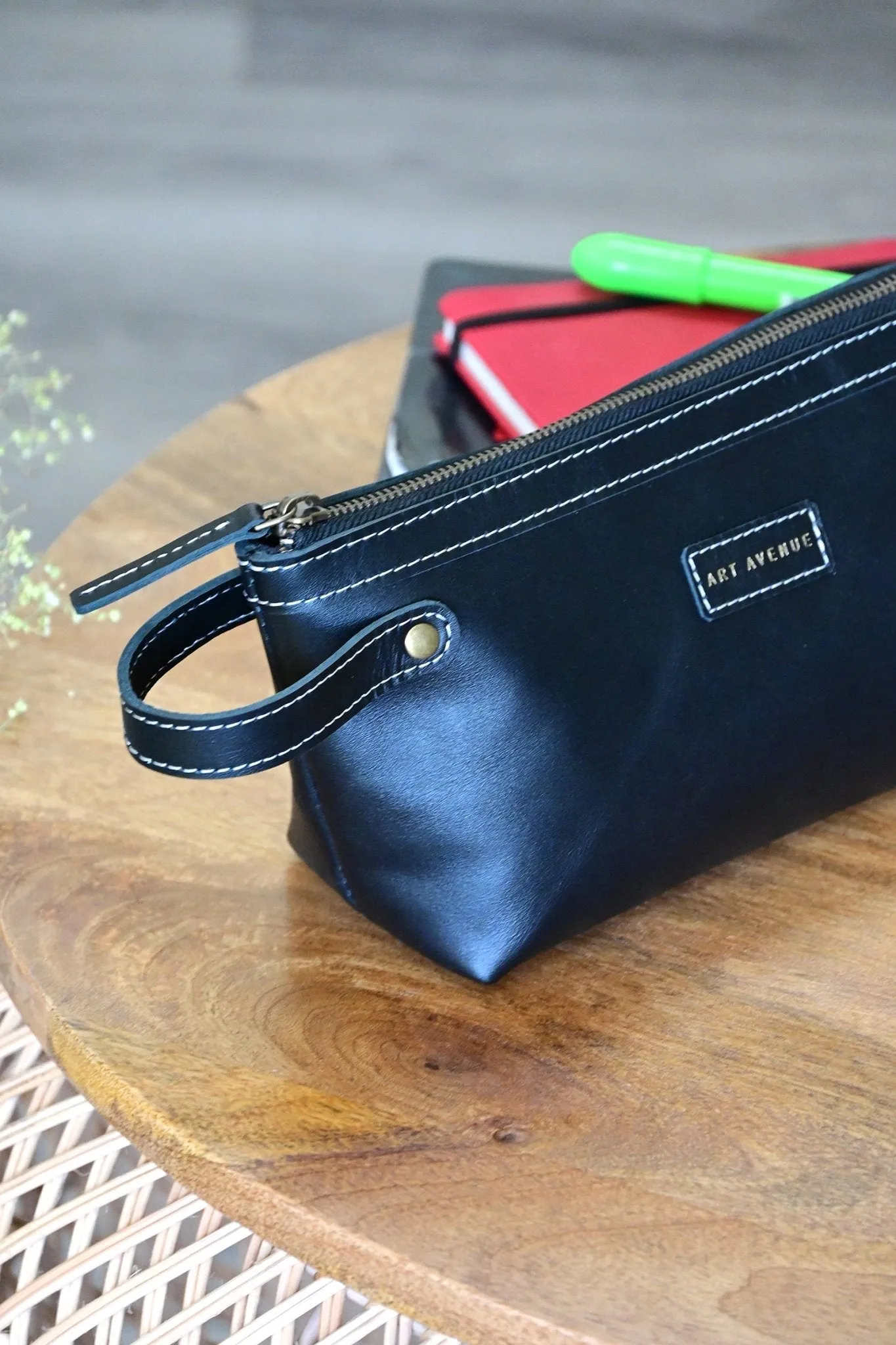 FLISK - LEATHER POUCH