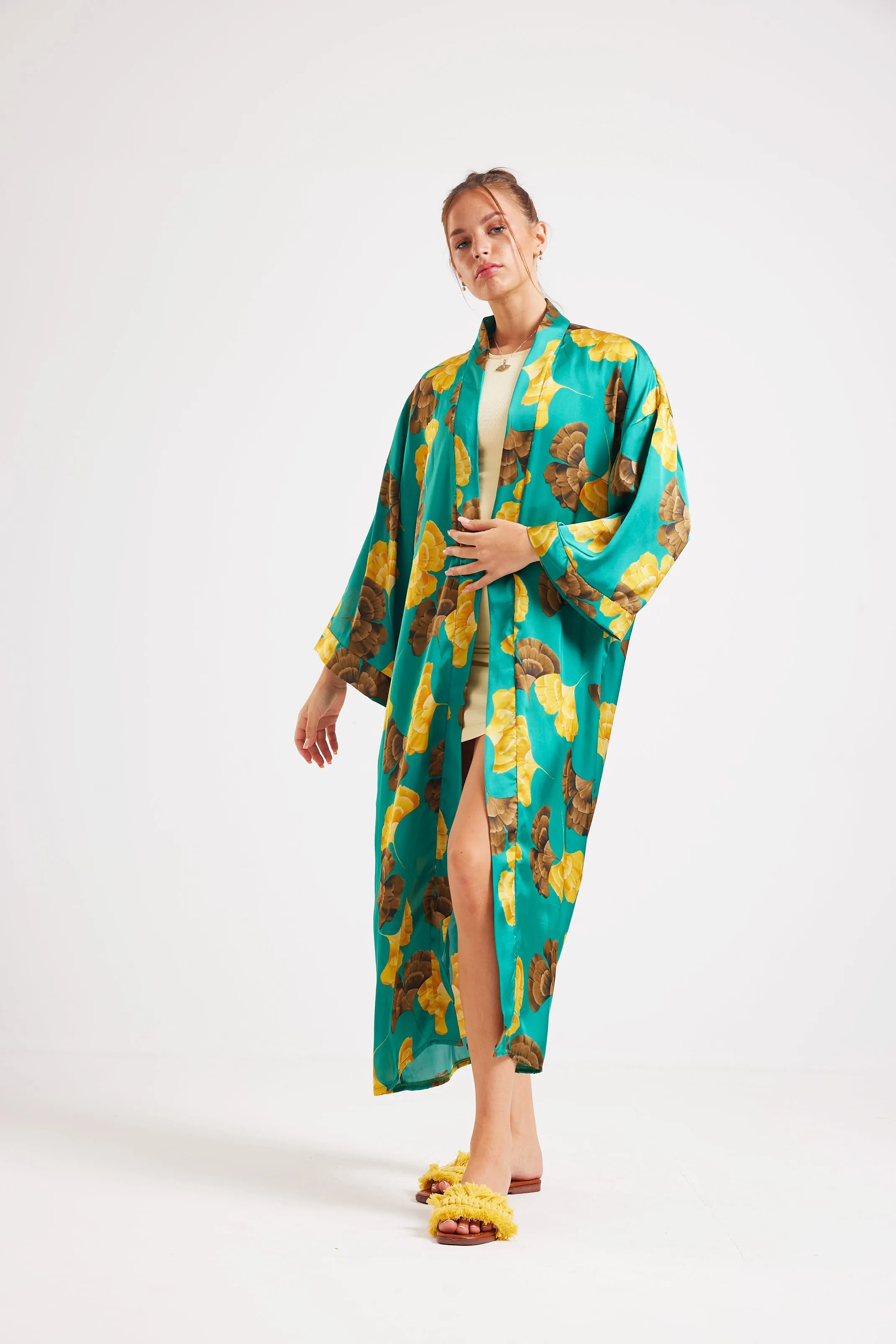 SUMMER DAZE SATIN KIMONO - GREEN